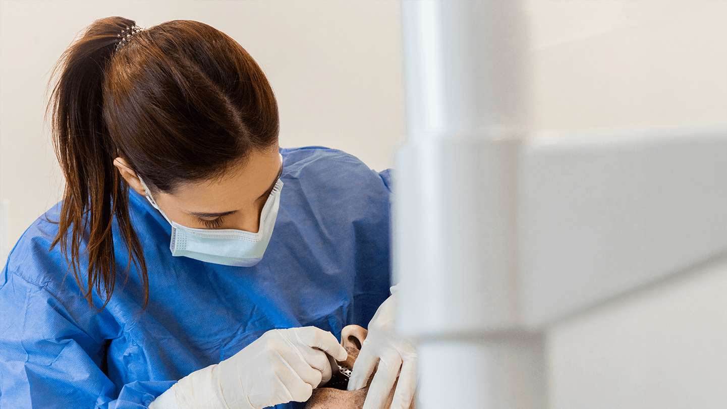 Saiba como os implantes dentários podem melhorar a sua qualidade de vida